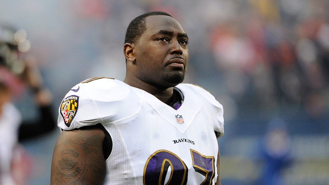 Arthur Jones, brother of Jon and Chandler Jones, dead at 39
