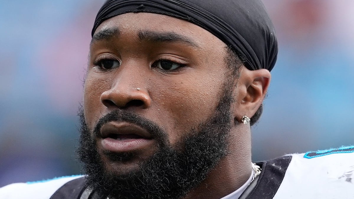 Miles Sanders Headshot