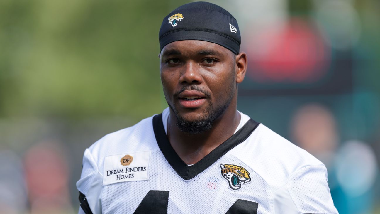 Jaguars' Walker could play vs. Chiefs with club on injured hand