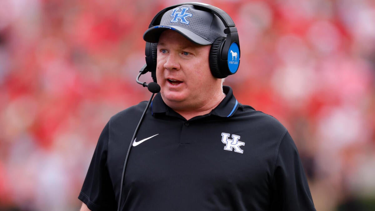 Kentucky's Mark Stoops fires back at buyout rumor, says 'zero chance' he walks away as Wildcats continue slide
