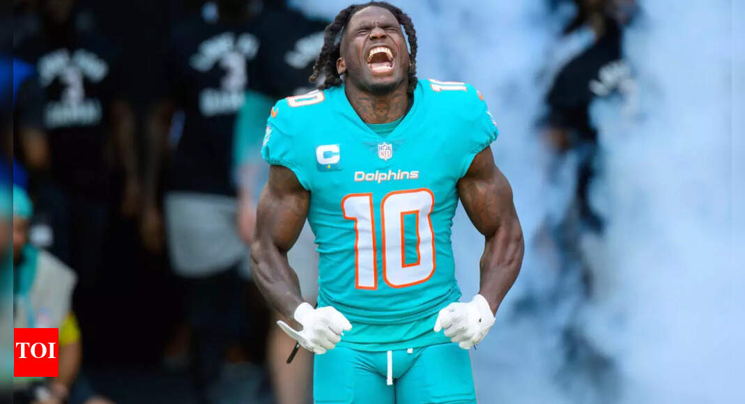 Will Tyreek Hill play against the Carolina Panthers today? Latest injury update on the popular Dolphins WR | NFL News