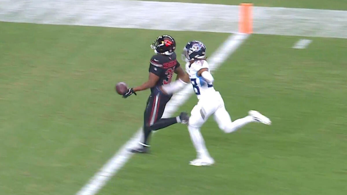 WATCH: Cardinals' Emari Demercado drops ball before end zone on wide-open touchdown