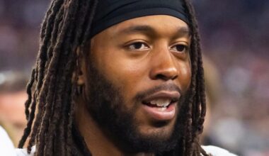 Jakobi Meyers Headshot