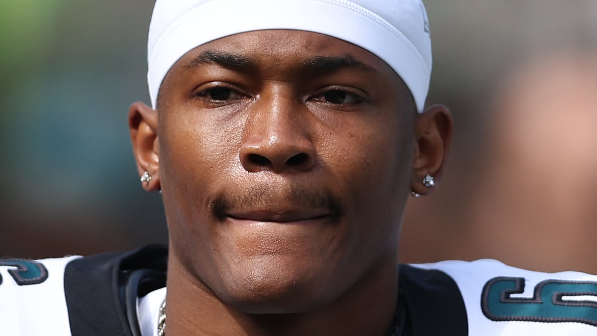 DeVonta Smith Headshot