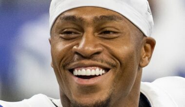 Jonathan Taylor Headshot