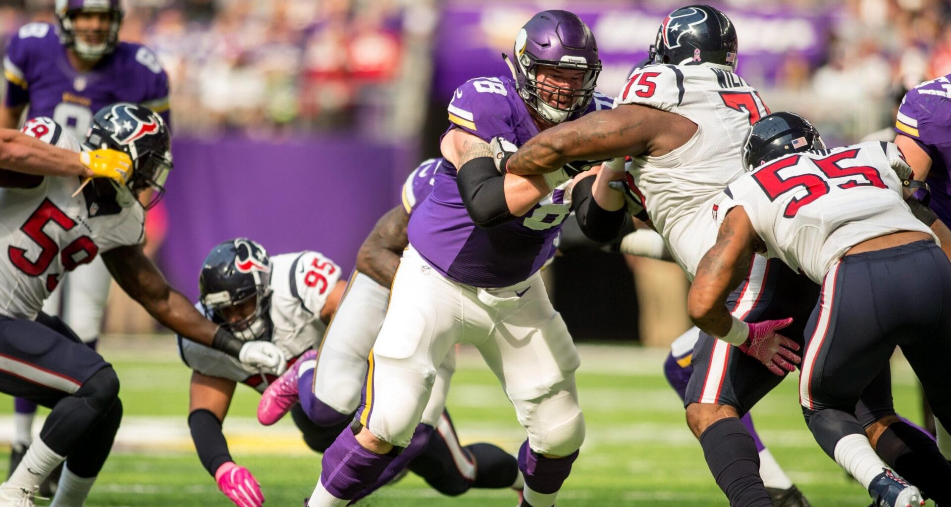 Former MN Vikings Lineman Calls PFF “an Absolute Joke”