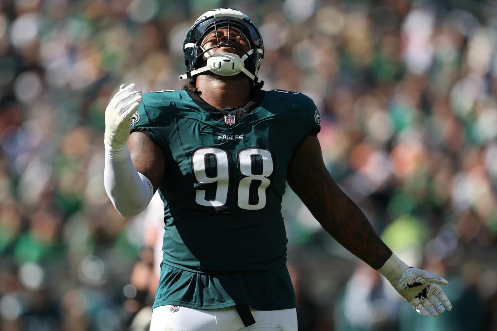 Jalen Carter sitting out Eagles-Giants clash due in part to MetLife Stadium turf