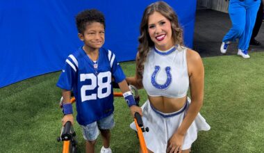 Indianapolis Colts cheerleader uses sign language to connect with deaf fan