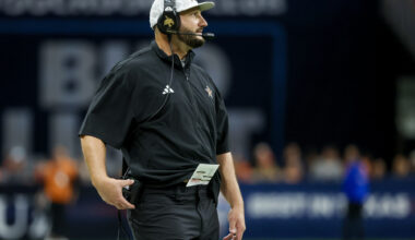 Texas State running back Lincoln Pare (7) walks to the huddle during the game against Eastern Michigan at Texas State University on Saturday, Aug. 30, 2025.