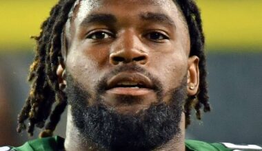 Zonovan Knight Headshot