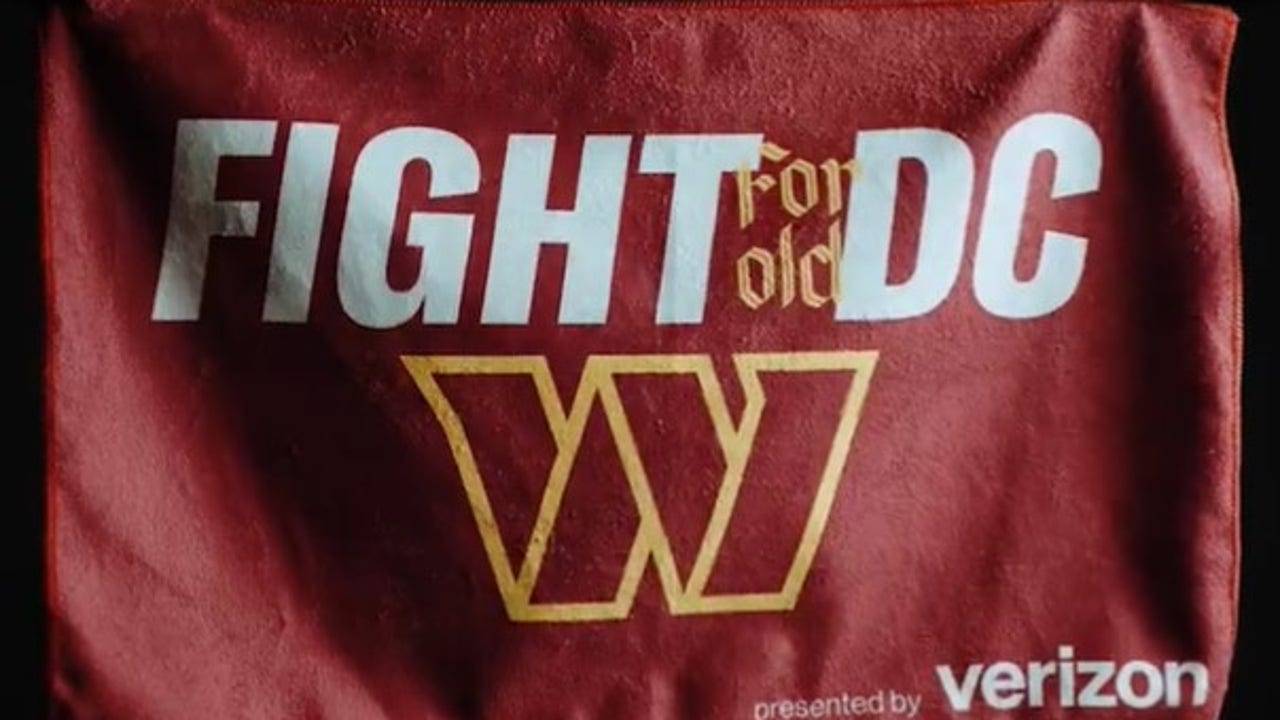 VIDEO: Brawl breaks our in Commanders' stands, fans ejected