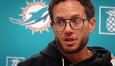 This Dolphins era is descending from mediocrity to failure