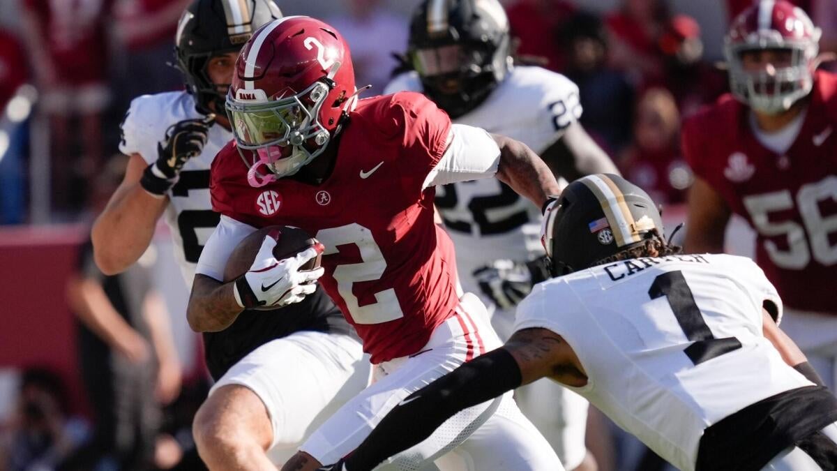 Week 8 college football odds, predictions, picks, expert parlay returns +600