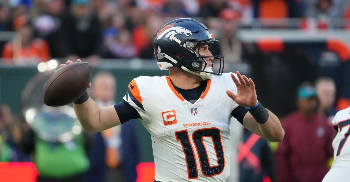 Denver Broncos vs New York Giants score predictions for Week 7