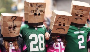 Jets on 0-17 watch, plus game balls and gaffes from NFL Week 7