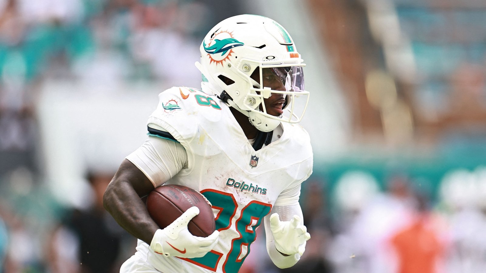 Seahawks Devon Achane Trade Talks: Riq Woolen in the Mix