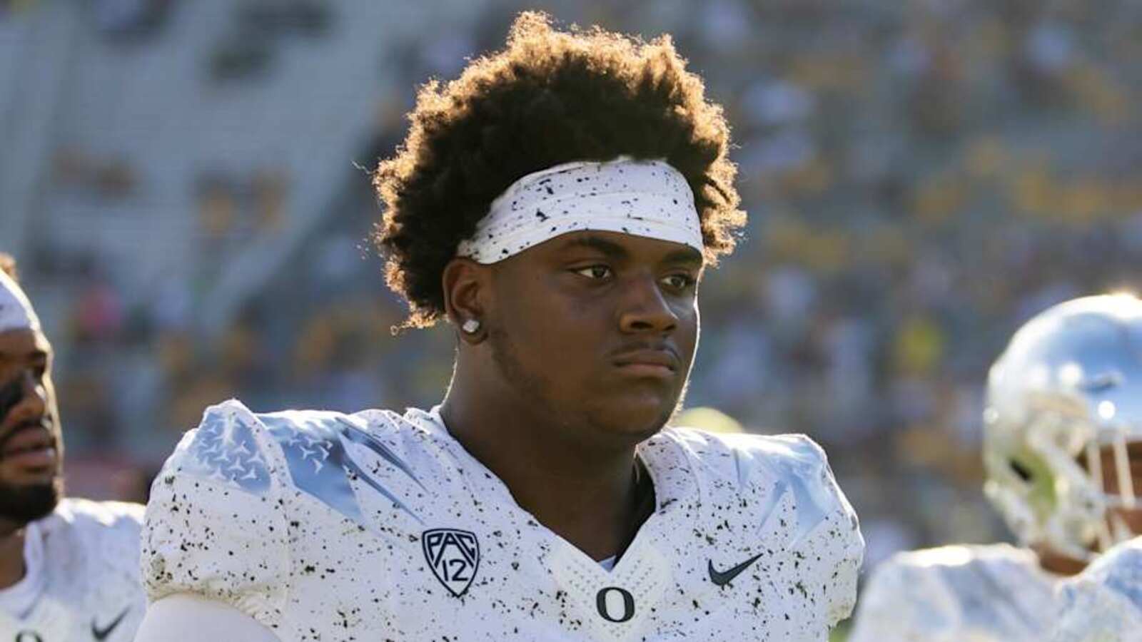 Oregon Defensive Lineman A'Mauri Washington Seeing Big Change In NFL Draft Stock