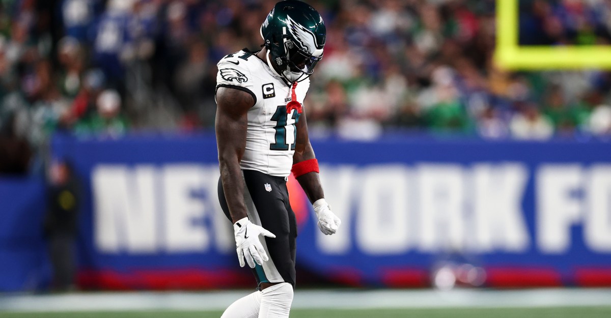 Eagles-Giants Final Injury Report: A.J. Brown and Brandon Graham among 6 players ruled OUT