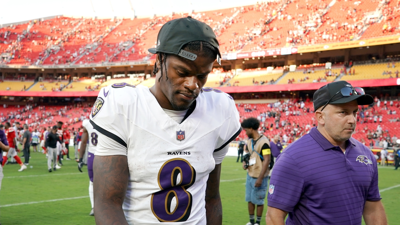 Lamar Jackson injury update: Will the Ravens QB suit up against the Bears? Here's the latest
