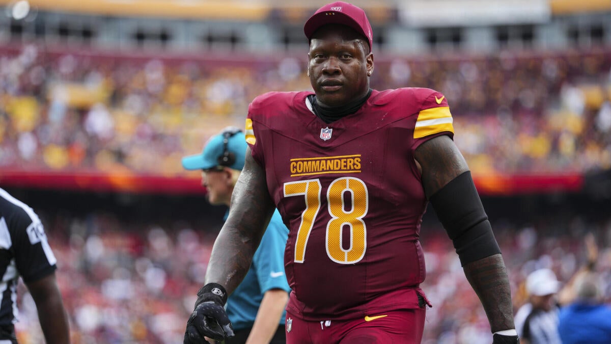 Laremy Tunsil injury: Commanders OT (hamstring) leaves early during 'Monday Night Football' vs. Chiefs