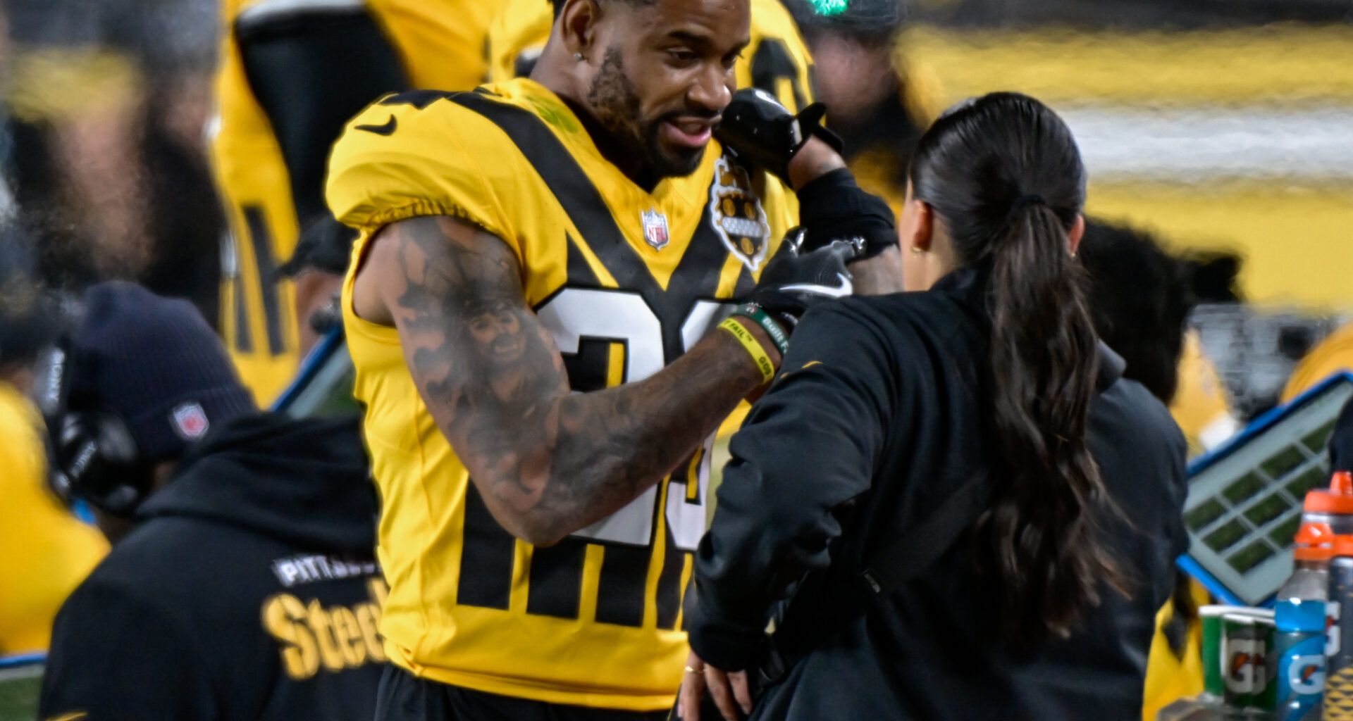 Steelers Starting Corner Reportedly Could Be Traded at Deadline