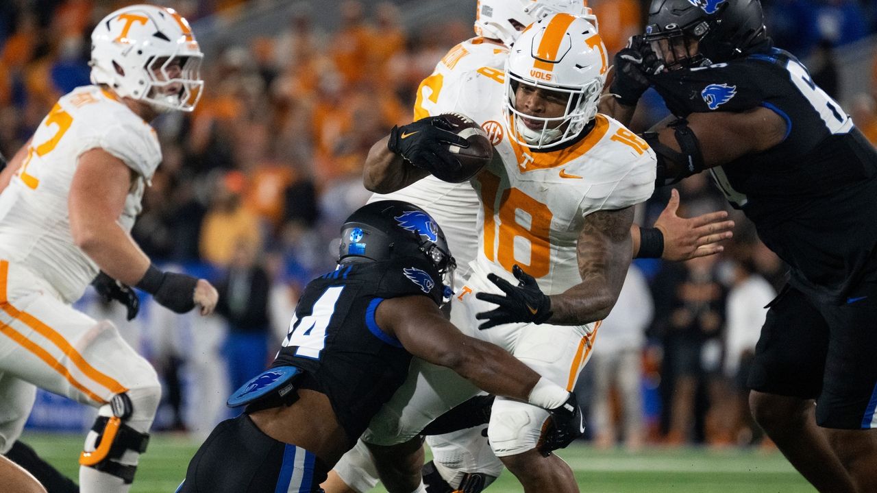 Oklahoma's top defense faces Tennessee's high-powered offense in Week 10 SEC showdown