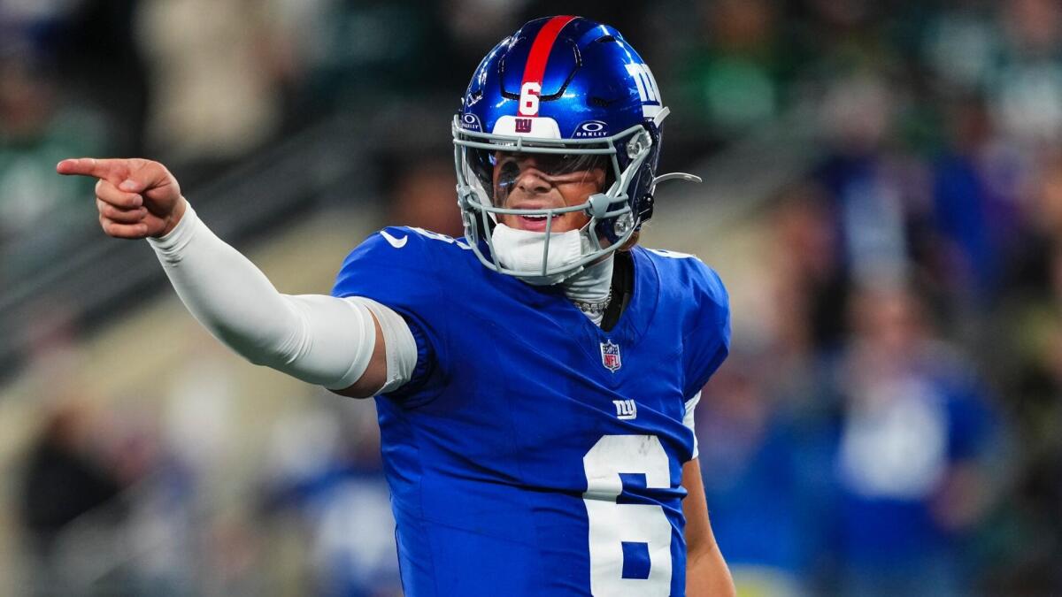 49ers' Robert Saleh lauds 'uber-talented' Jaxson Dart: 'I think New York hit on this one big-time'