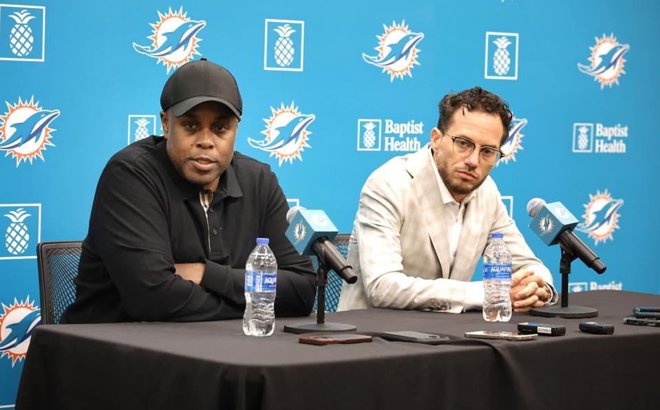 SPORTS-FBN-NYDE-COLUMN-FL