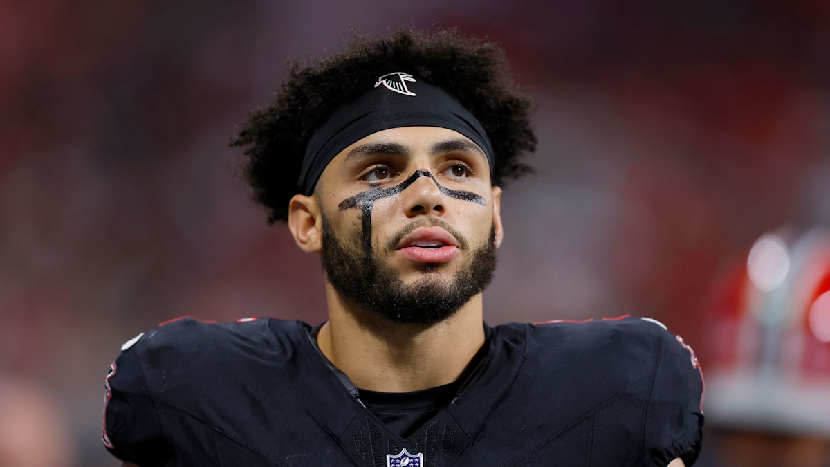 Meet Atlanta Falcons' Drake London's super supportive parents and older sister