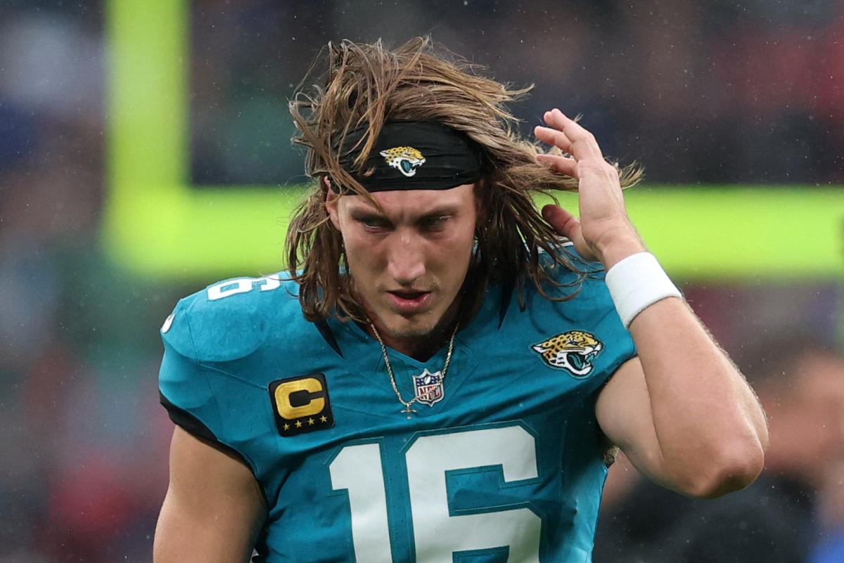 Inside Jaguars QB Trevor Lawrence's struggle to live up to NFL hype
