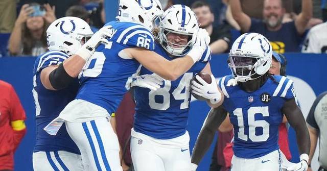 Surprising Colts hope to keep rolling as reeling Cardinals try to snap 3-game losing streak