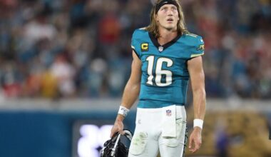Cowboys Legend Rips $275,000,000 QB Trevor Lawrence After Brutal Mistakes in Chiefs-Jaguars