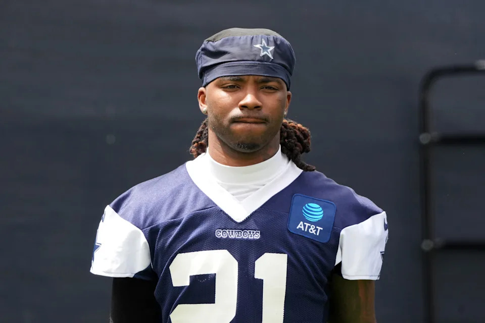 Jul 22, 2025; Oxnard, CA, USA; Dallas Cowboys cornerback Caelen Carson (21) during training camp at the River Ridge Fields. Mandatory Credit: Kirby Lee-Imagn Images