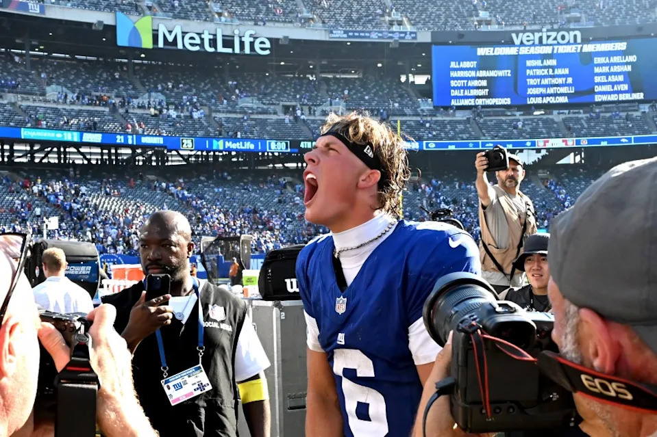 Jaxson Dart screams in celebration towards MetLife Stadium crowd during the Giants’ win over Chargers. Bill Kostroun/New York Post