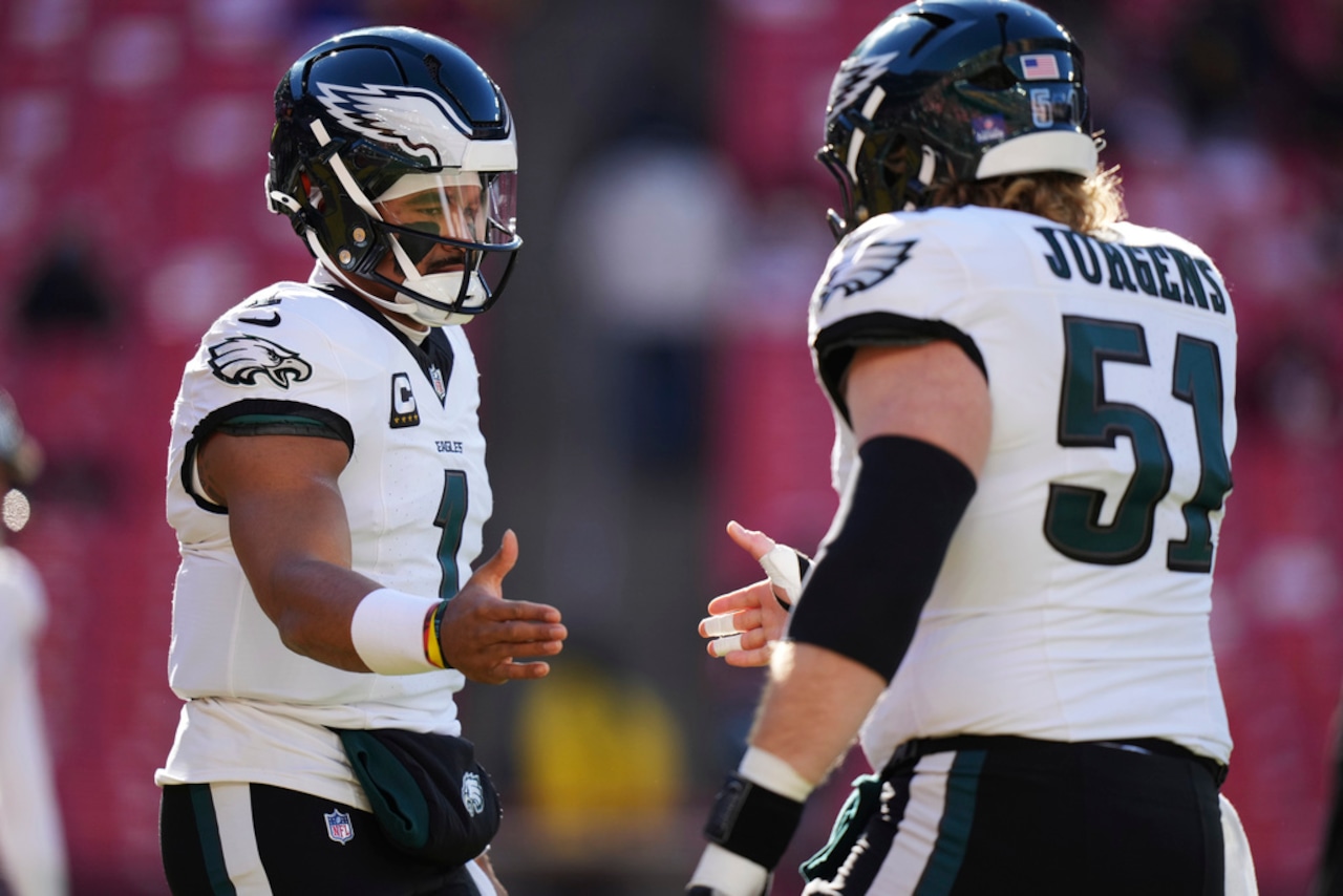 What will Eagles do if Cam Jurgens can’t play against Giants?