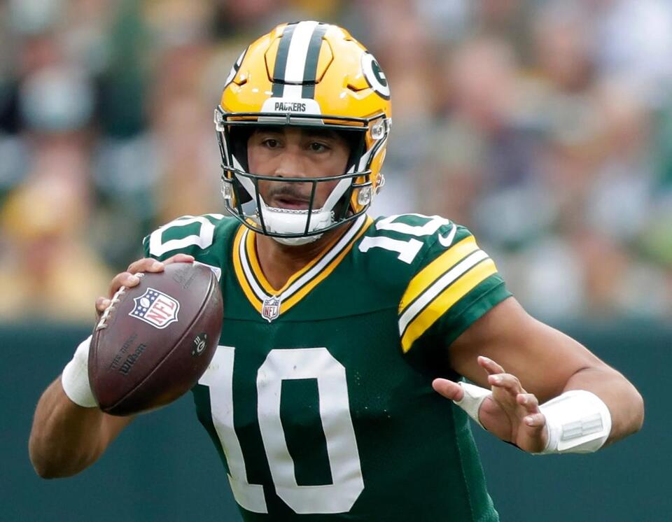 Packers Predicted To Trade for 22-TD RB To ‘Add a Home-Run Threat’ for Jordan Love