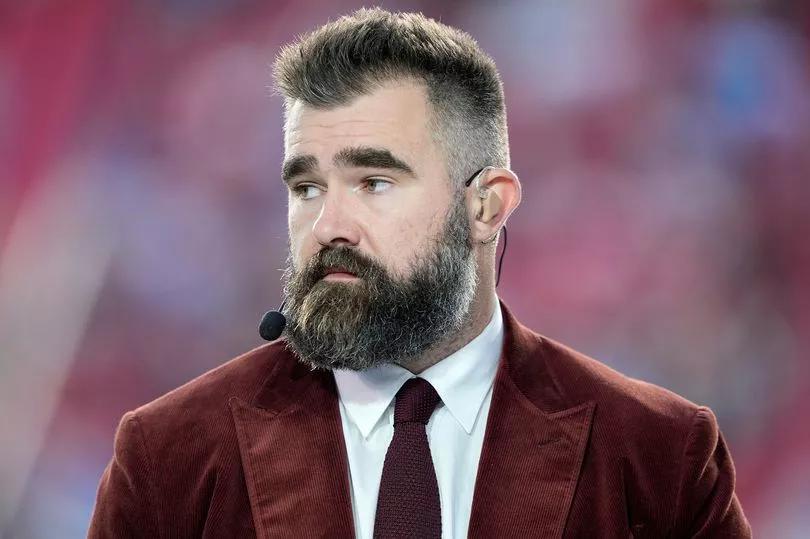 Travis Kelce offered chance to join brother Jason's $24M job after NFL season