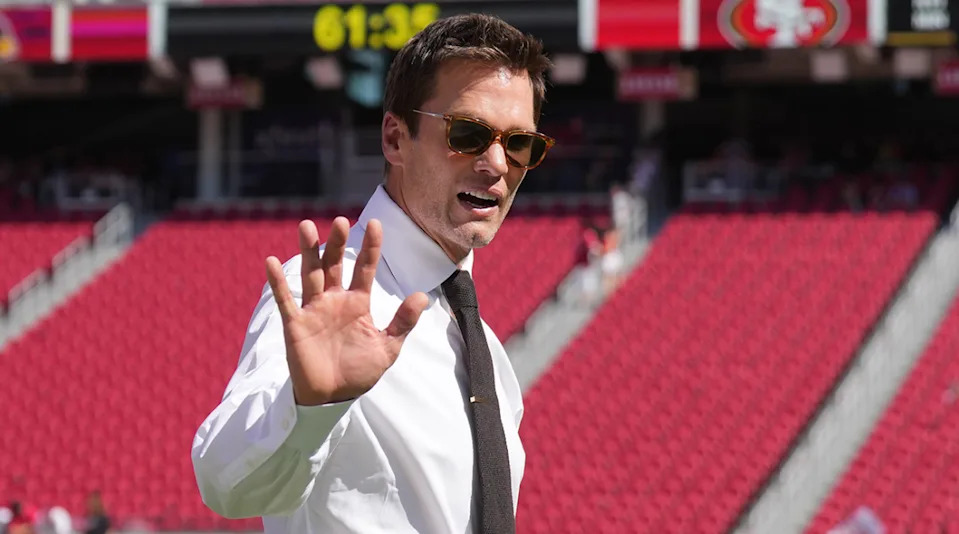 Fox Sports commentator Tom Brady during an NFL gameDarren Yamashita-Imagn Images