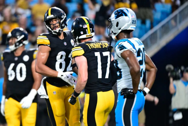 Steelers quarterback Skylar Thompson