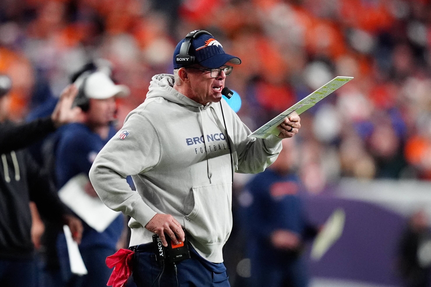 Broncos coach Sean Payton set for duel with Eagles defensive mastermind Vic Fangio