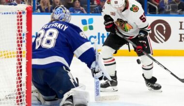 Donato scores 2 more goals as the Blackhawks beat the Lightning 3-2