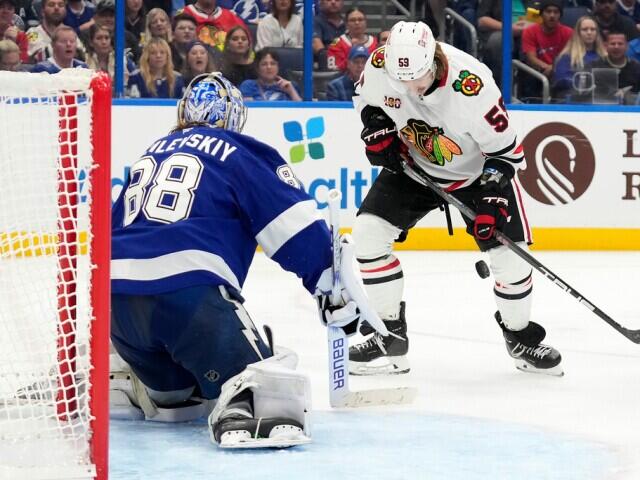 Donato scores 2 more goals as the Blackhawks beat the Lightning 3-2
