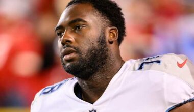 Texans work out tackles D’Ante Smith, Nicholas Petit-Frere