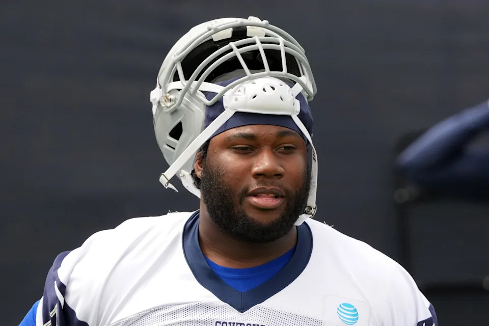 Jul 22, 2025; Oxnard, CA, USA; Dallas Cowboys tackle Nate Thomas (71) during training camp at the River Ridge Fields. Mandatory Credit: Kirby Lee-Imagn Images