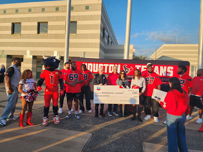 Texans’ Cal McNair, Hannah McNair express confidence in DeMeco Ryans leadership, ‘culture’ after ‘slow start,’ 3-4 mark