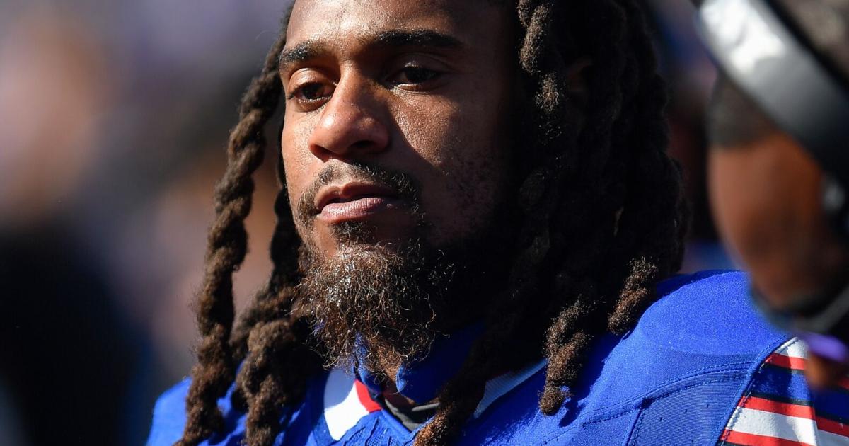 Shaq Thompson showing he's everything the Bills want in a mentor while proving he can still play | Sports