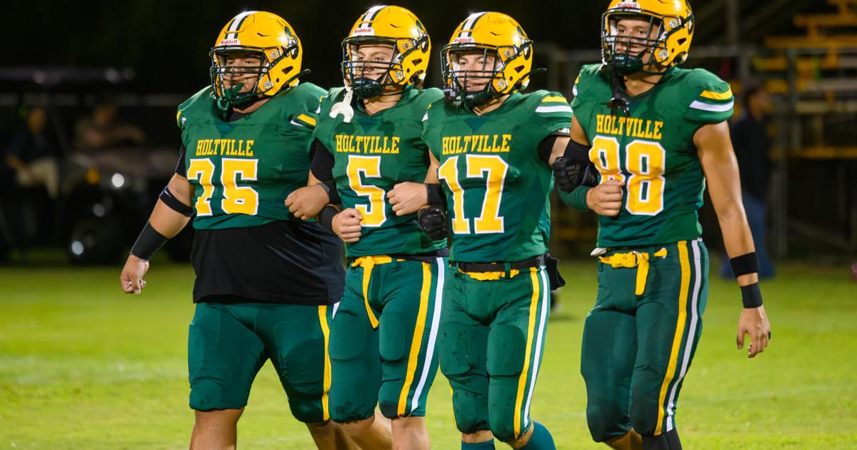 Vikings take down Eagles with 54-6 rout | Sports