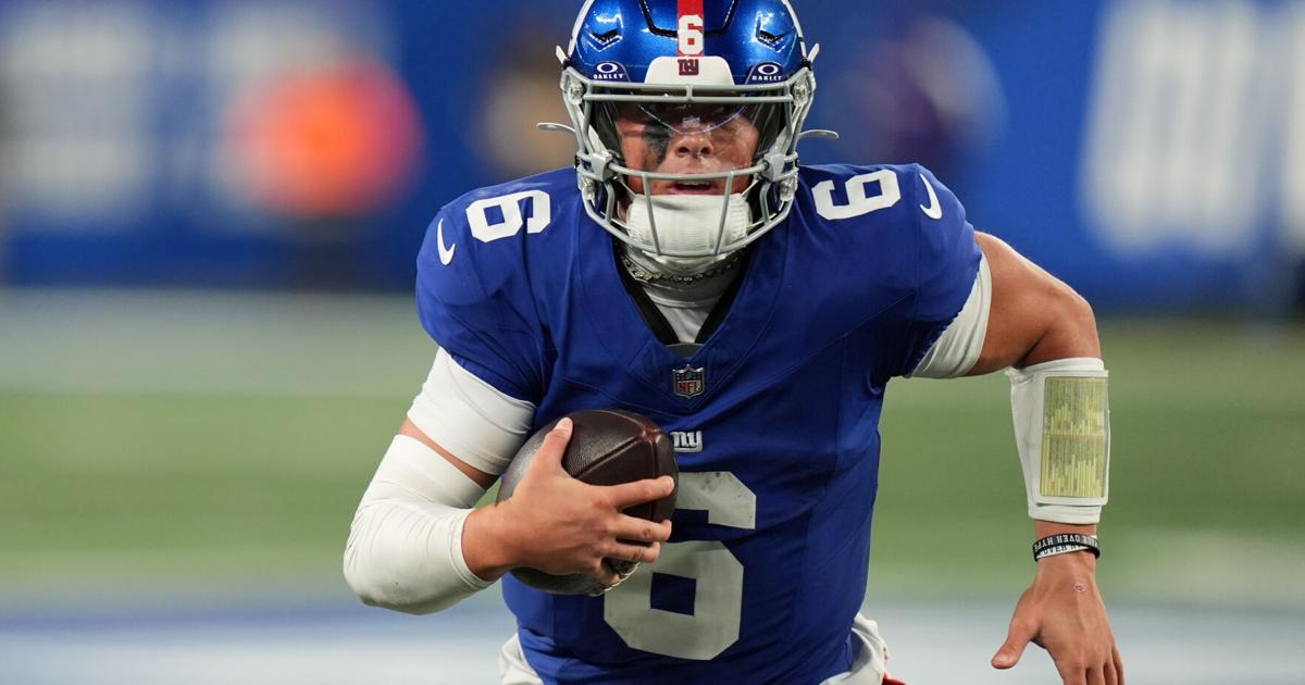 Giants hope Jaxson Dart duplicates his initial success against the defending champion Eagles | NFL