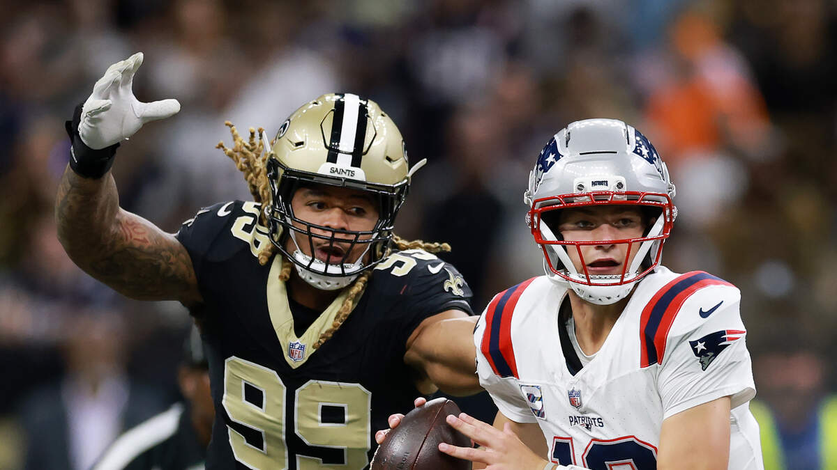 Patriots Top Saints To Extend Winning Streak