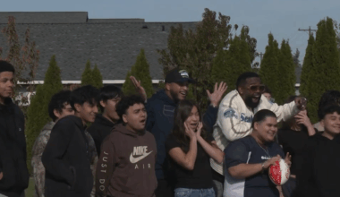 Seahawks legend Jermaine Kearse visits Kennewick Boys and Girls Club | News